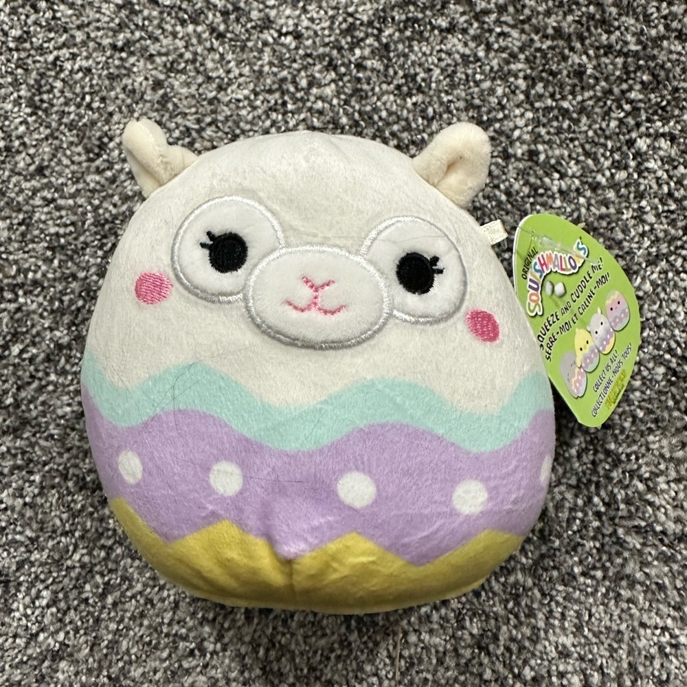 Lamb 5” Squishmallow with tags attached “Leah”